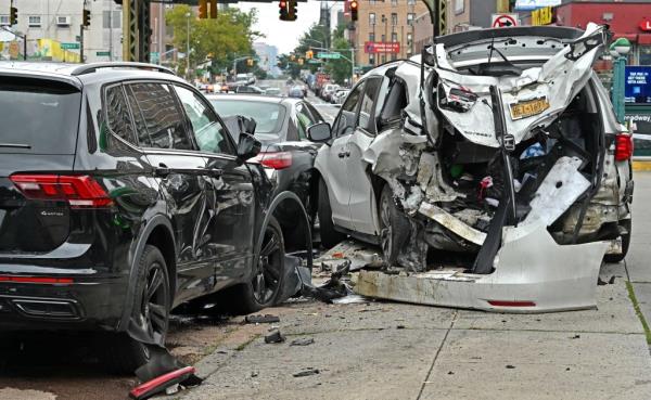 Brooklyn car crash cyclist killed